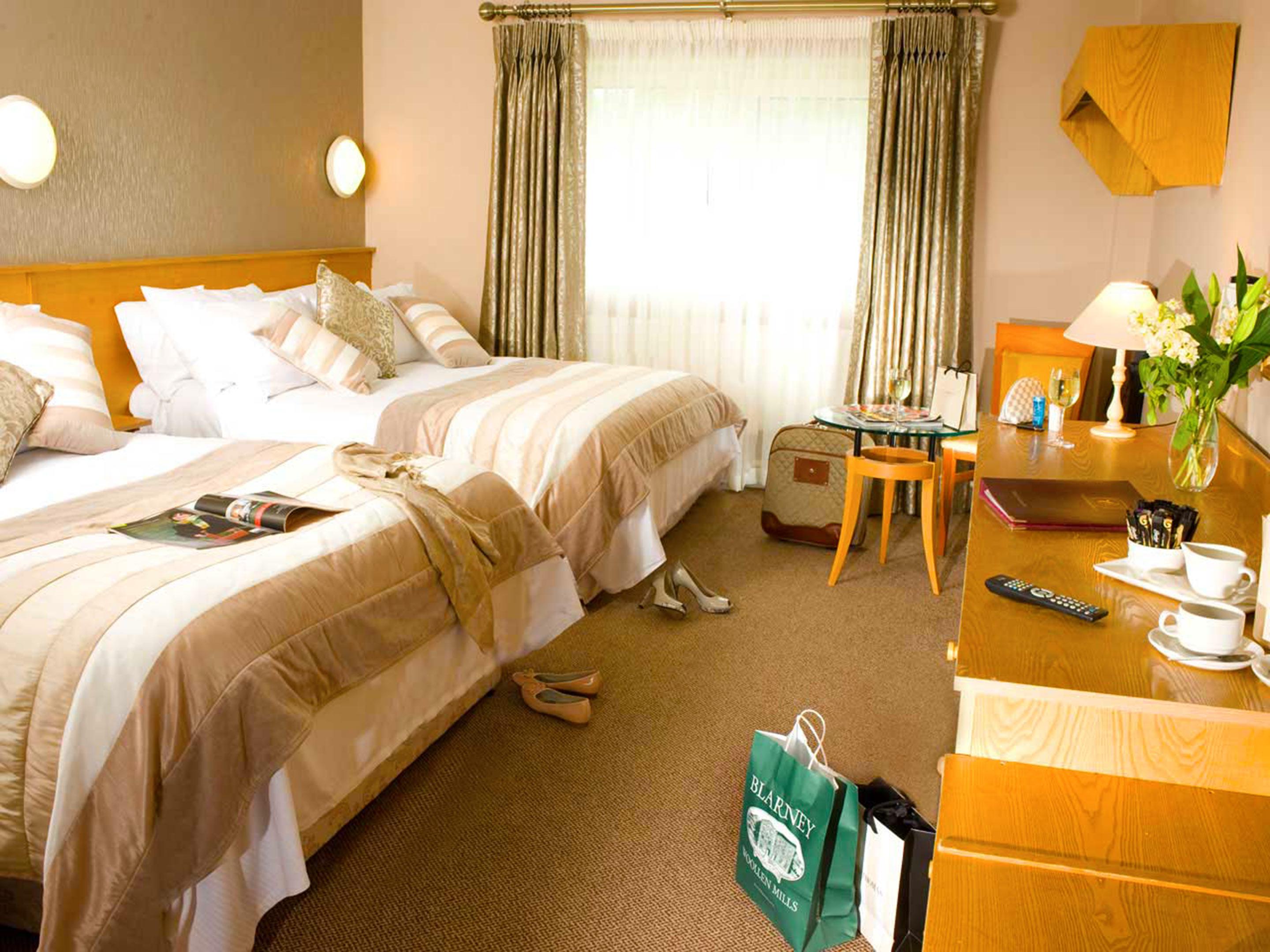 Great National Commons Inn Hotel คอร์ก ภายนอก รูปภาพ