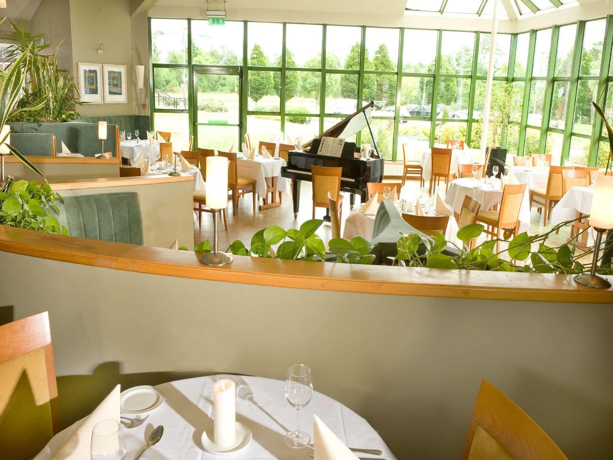 Great National Commons Inn Hotel คอร์ก ภายนอก รูปภาพ