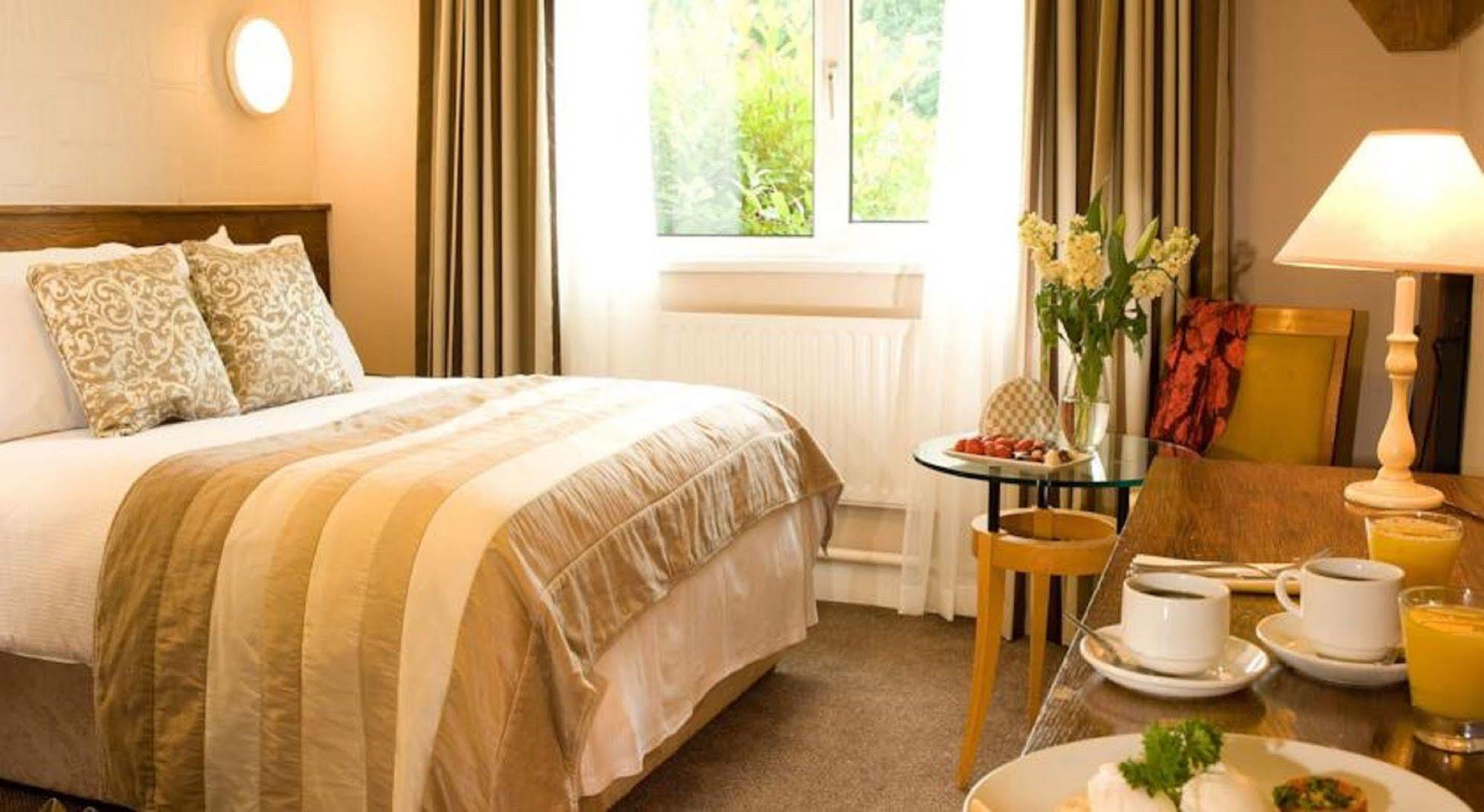 Great National Commons Inn Hotel คอร์ก ภายนอก รูปภาพ